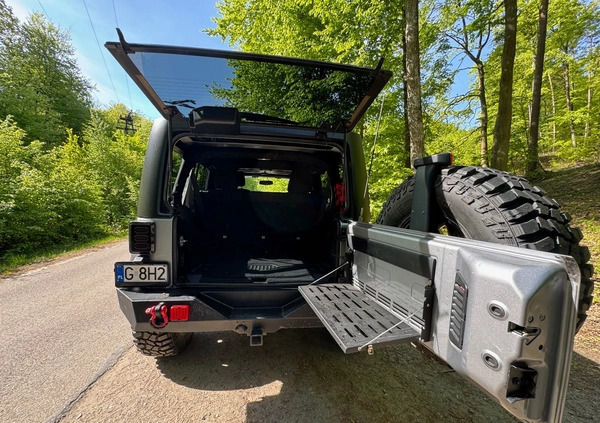 Jeep Wrangler cena 142000 przebieg: 90000, rok produkcji 2017 z Gdańsk małe 352